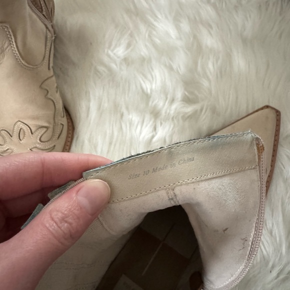 Dolce Vita Ramson Western Boot - Picture 7 of 9